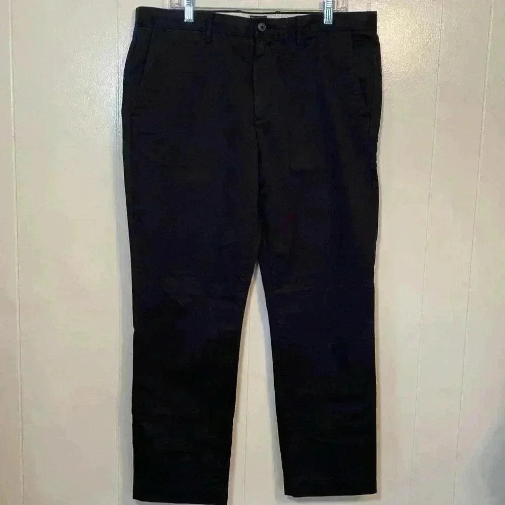 J. Crew Black Broken In Chino Mens Pants Size 36X30.